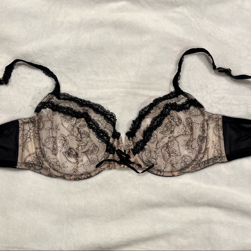 Savage x Fenty balconette bra
